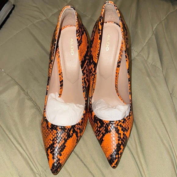 Aldo Shoes - Aldo Black and orange snake print pumps